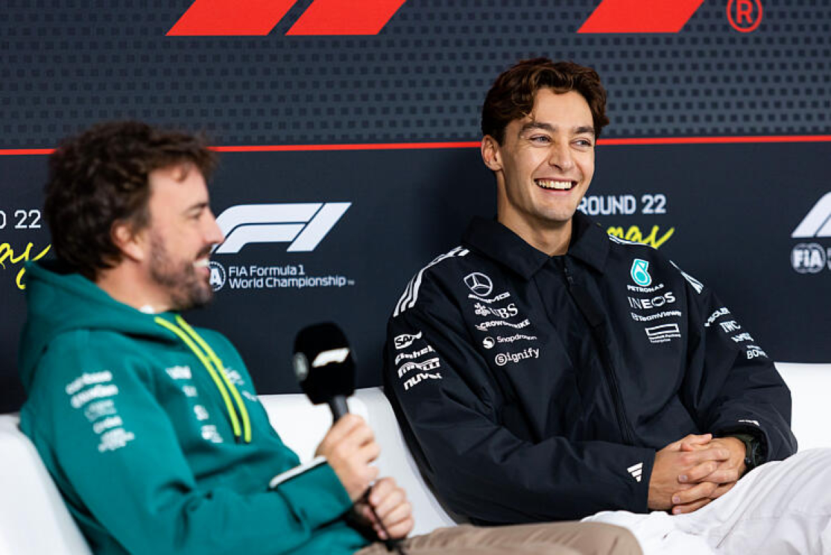 Produit F1 États-Unis - Russell & Alonso - 2025 Image